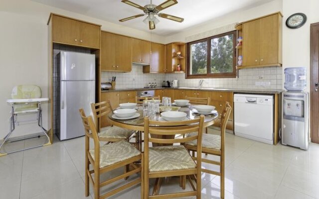 Zouvanis Luxury Villas