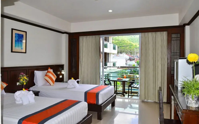 First Residence Hotel