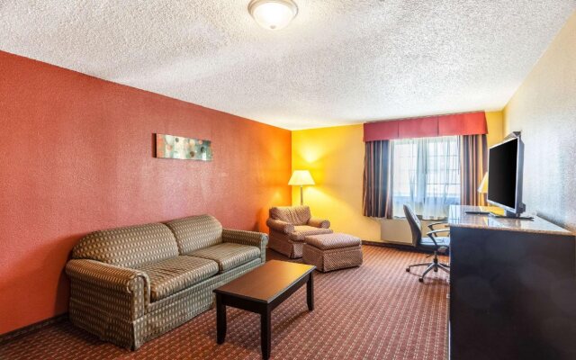 Quality Inn & Suites Lincoln South