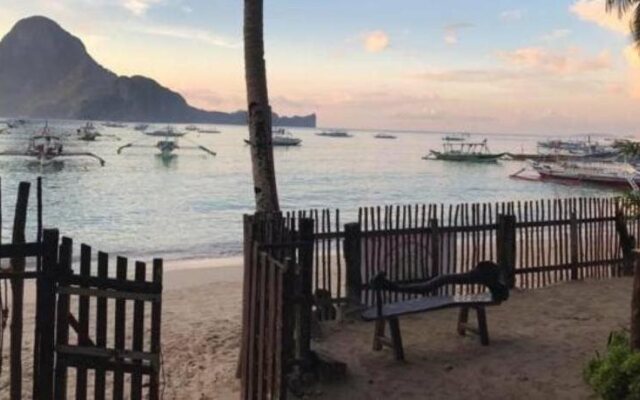 Ricos Beach Cottages