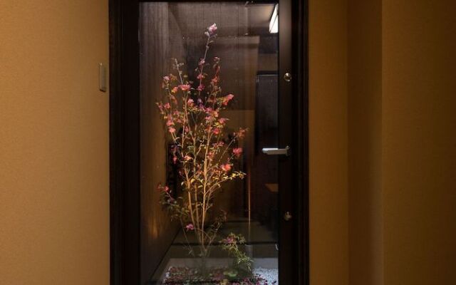 Tsumugi HorikawaRokkaku