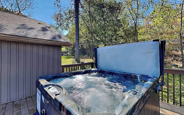 Eagle's Landing House