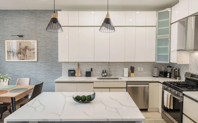 The Row on West Iris