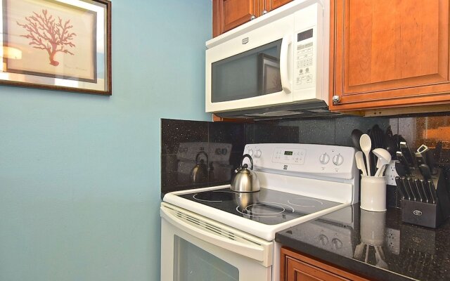 Palm Bay Club by Vtrips