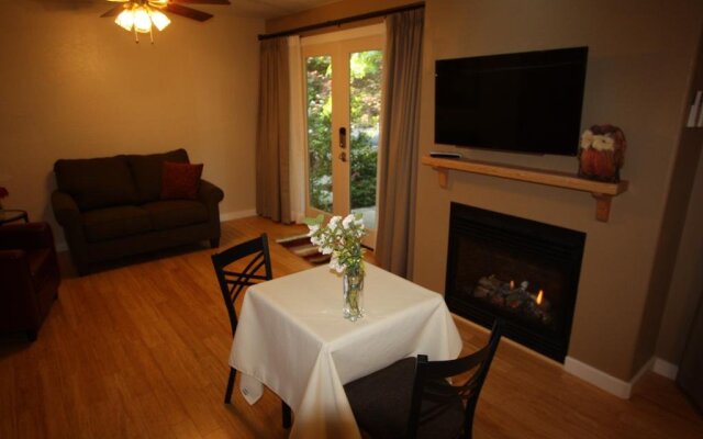 The Inn at Shasta Lake