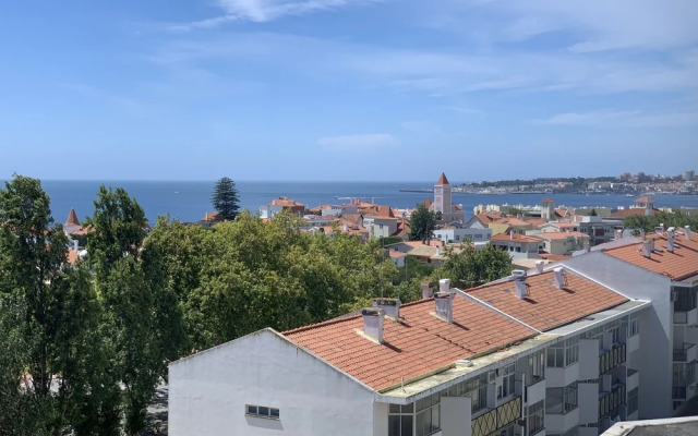 From Estoril topfloor watching the Bay