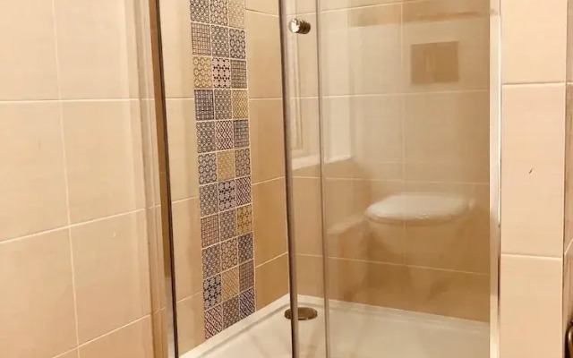 Lux Apartments 3 Bedroom House Eton