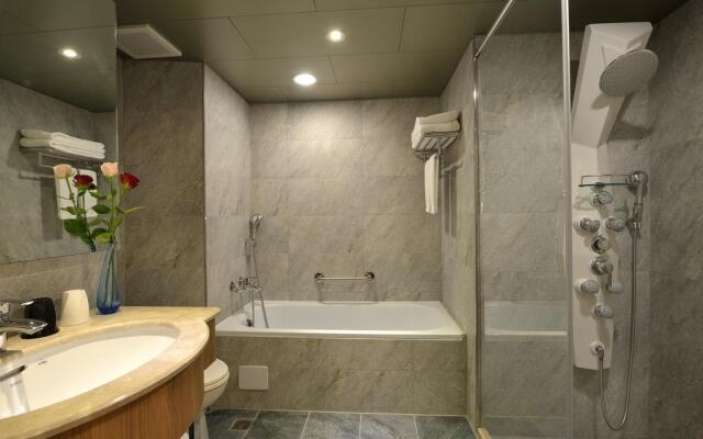 Yolai Hotel