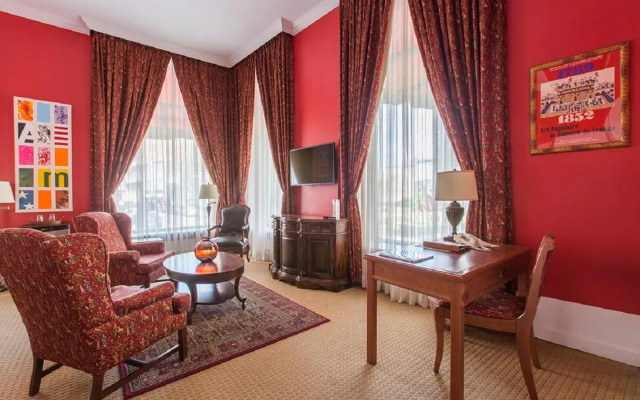 LHotel Montreal