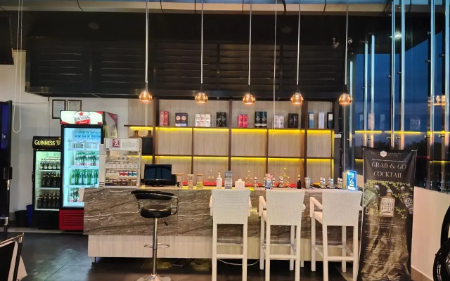 Hotel Harmony In Pontianak