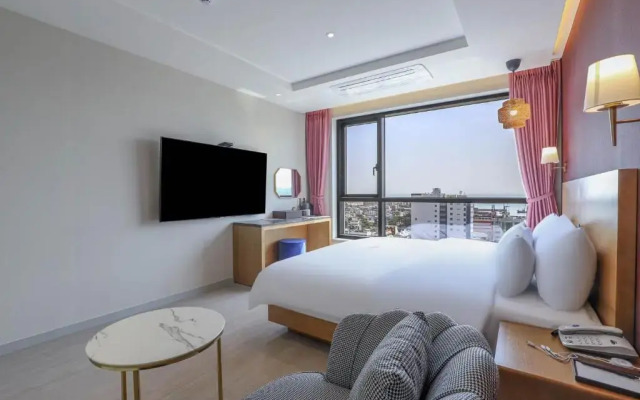 H Avenue Hotel Gijang Ilgwang