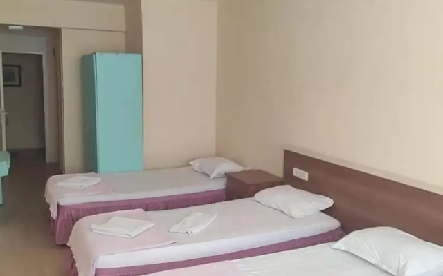 Ozden Eren Hotel