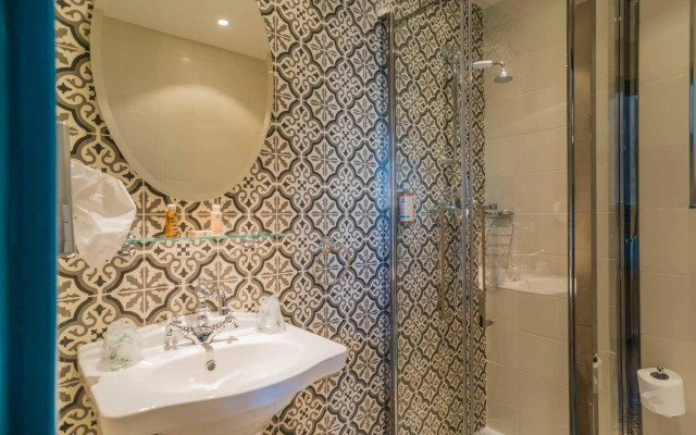 Villa Otero by Happyculture