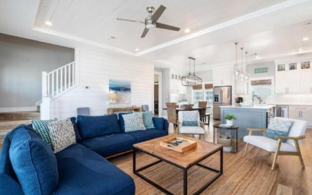 Ez Come Ez Geaux 4 Bedroom Home by Redawning