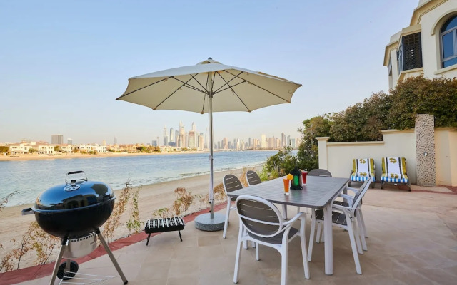 Rose Dream - 5 Bedrooms Palm Villa on the beach with private pool