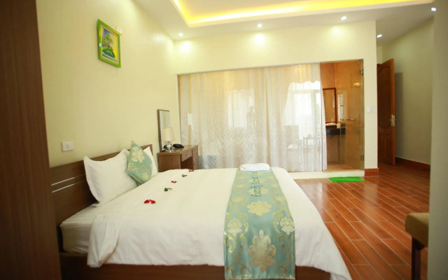 Family Airport Hotel