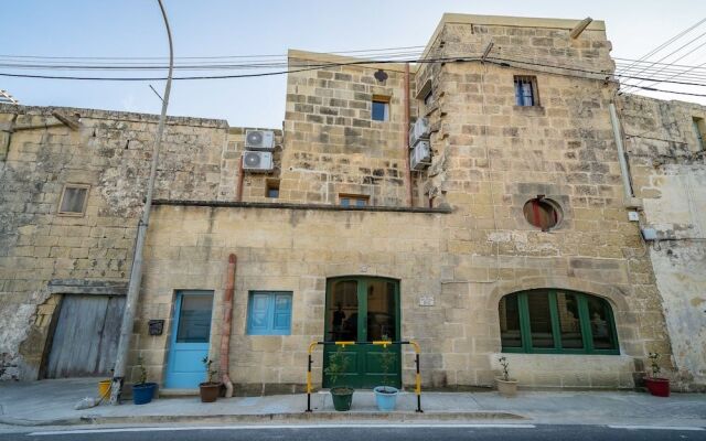 Ta' Pinu B&B