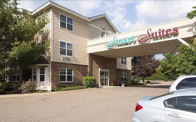 Smart Suites on the Hill