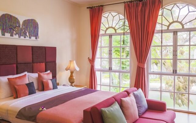 Karma Royal Boat Lagoon - 3 Nights, Phuket, Thailand