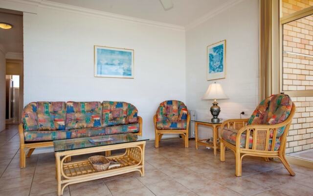 Little Hut, Unit 3, 20 Kurrawa Close