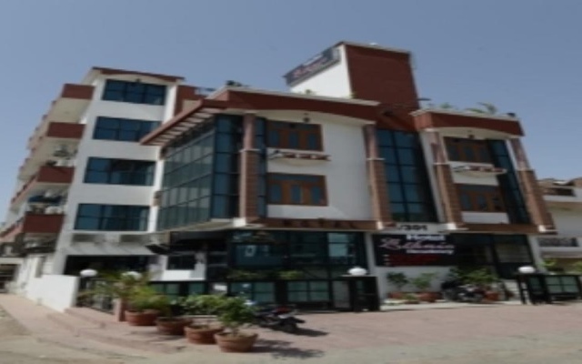 OYO 2730 Hotel Ethnic Residency