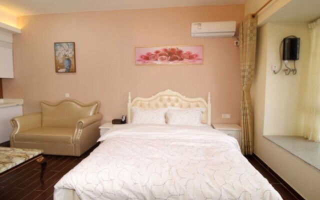 The Star Apartment  Hotel