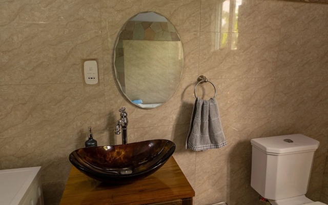 Topaz Apartment Villa - Mountain View