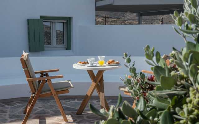 Castello Amorgos Suites