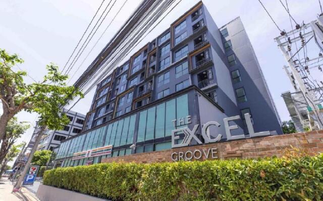 The Excel Groove Condo at Lasalle 52