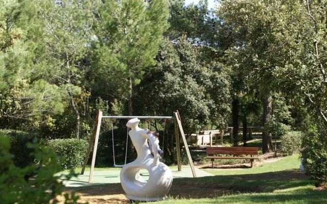 Charming Apartment in Mallemort with Swimming Pool