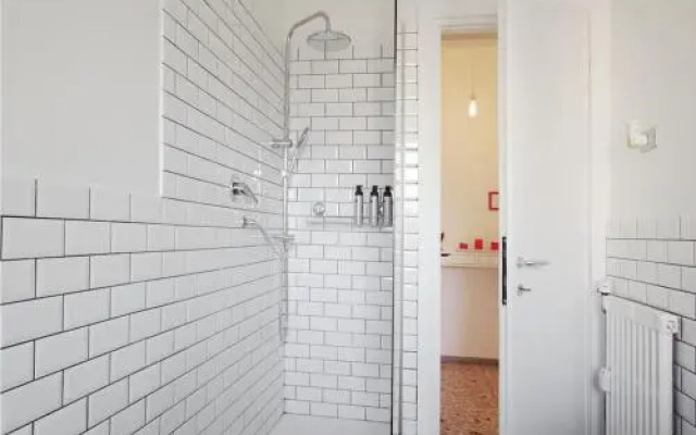 Eufonia Vinyl Friendly Apartment