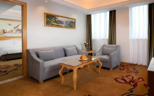 Venus International Hotel(Dongguan Songshan Lake Huawei University Store)