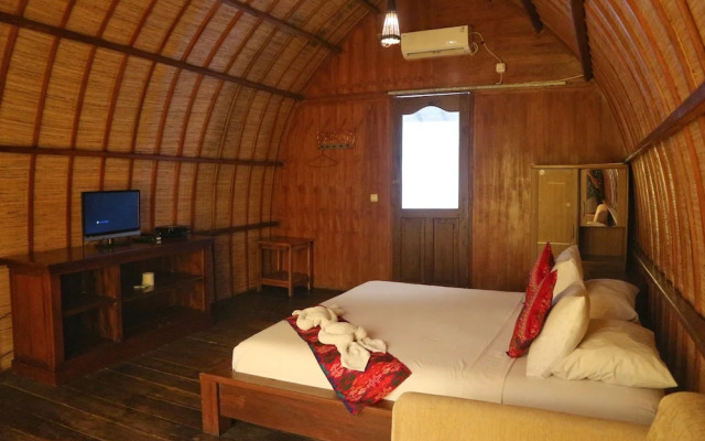 GiliPaddy Resort