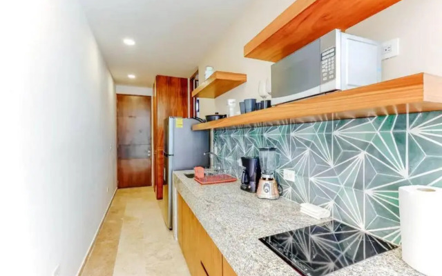 103 Amena Stylish 1BR APT 5min to the BEACH (GYM)