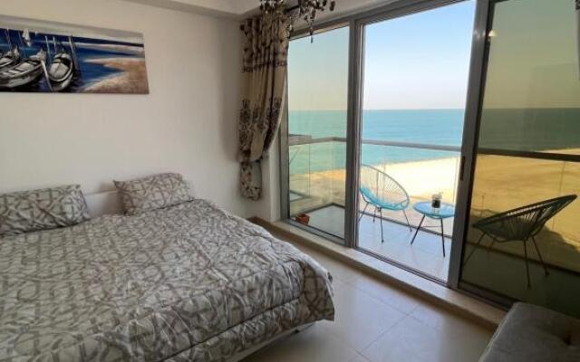 Beautiful Studio Apartment In Al Marjan Island