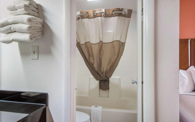 Motel 6 Van Buren, AR