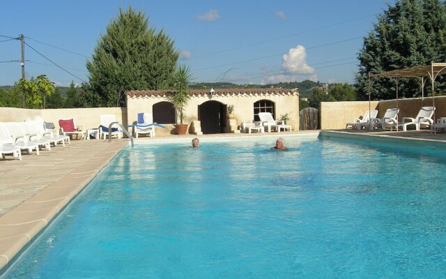 Bastide de la Peyroliere - Appartements