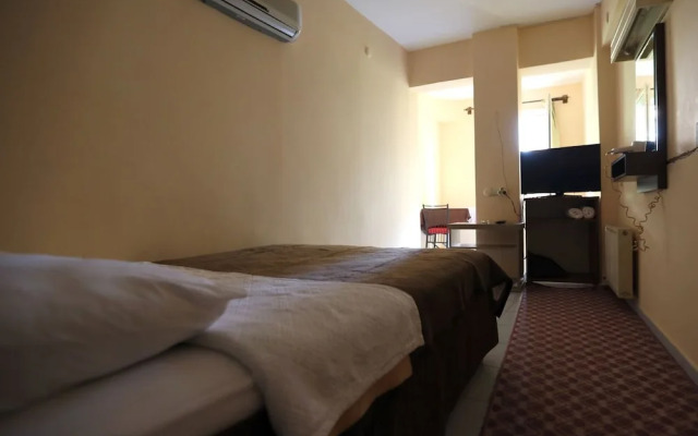 Cihanay Hotel