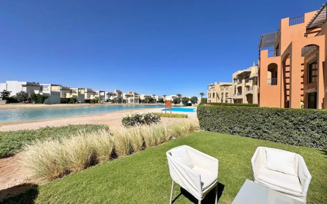 Xuru Stays I Eclectic 2 BDR Twin House @ Tawila El Gouna