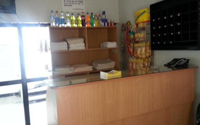 Hostal La Familia