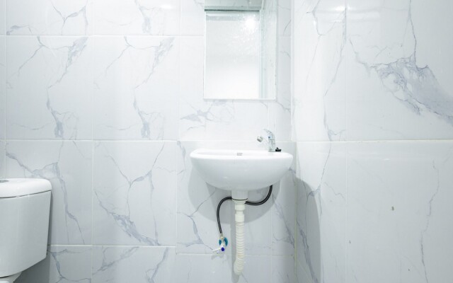 RedDoorz near Jalan Cikini