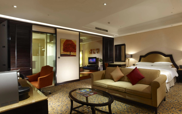 E-Da Royal Hotel