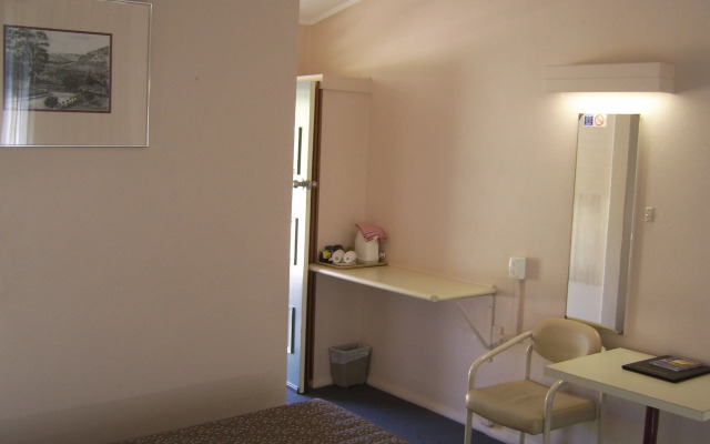 Garden Motor Inn