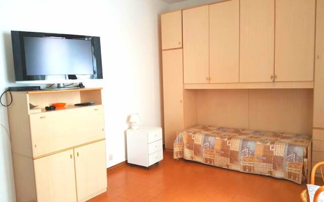 Inside Monterosso Apt