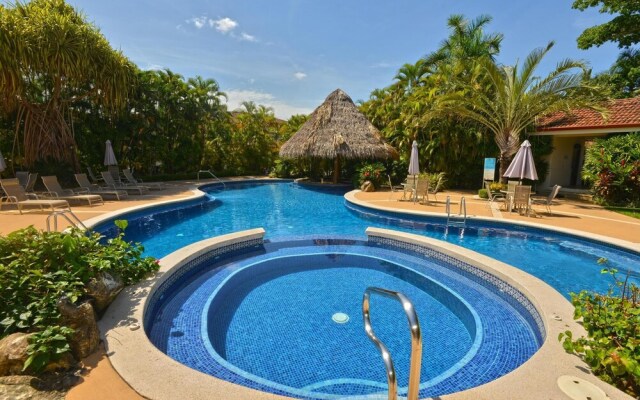 Colina 8E Family - Condo