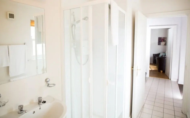 Castle Gardens 3 bed 4002