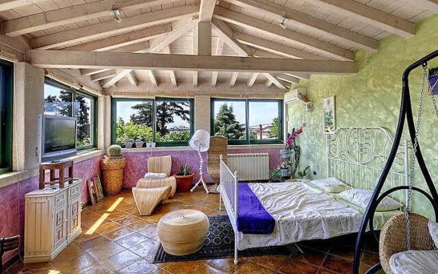 5-room House 300 M2 On 3 Levels - Inh 26452