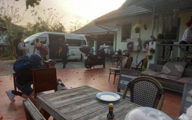 Plus Hostel Ayutthaya