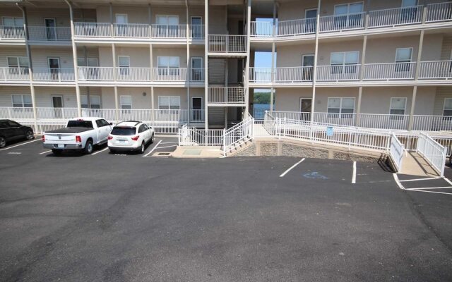 Lands End 205 - 3 Br Condo