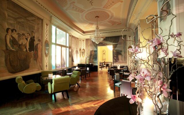 Grand Hotel Palace Rome